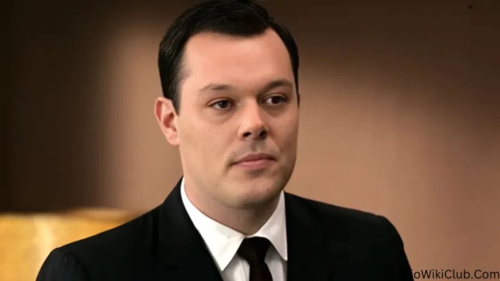 Michael Gladis